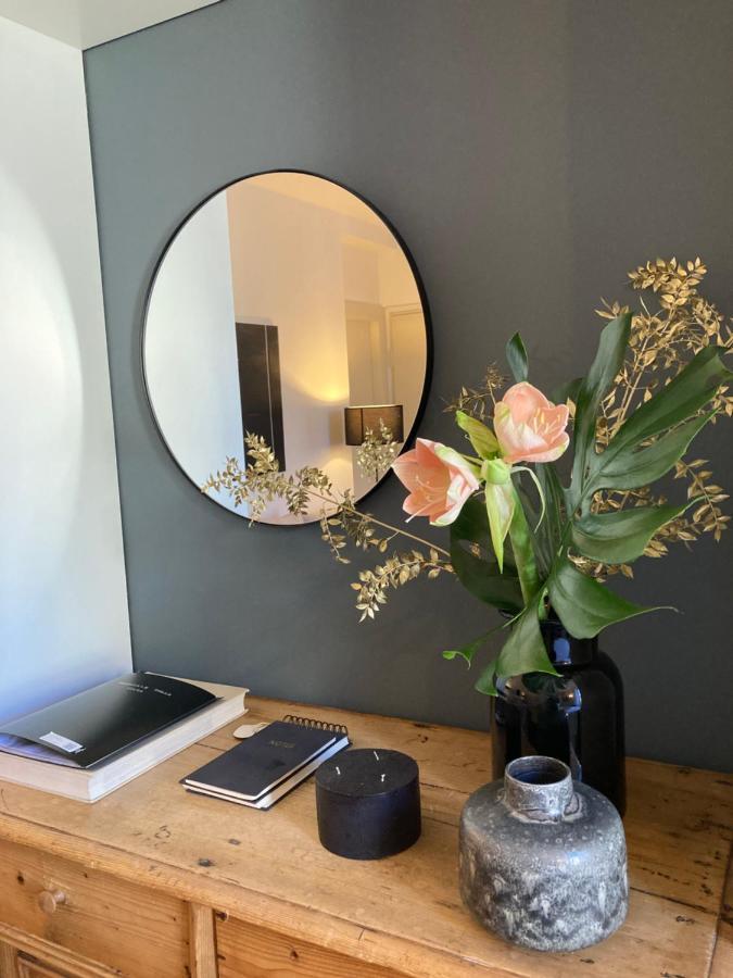 Lily Pads -Elegant Apartment- In The City Center Milano Eksteriør bilde