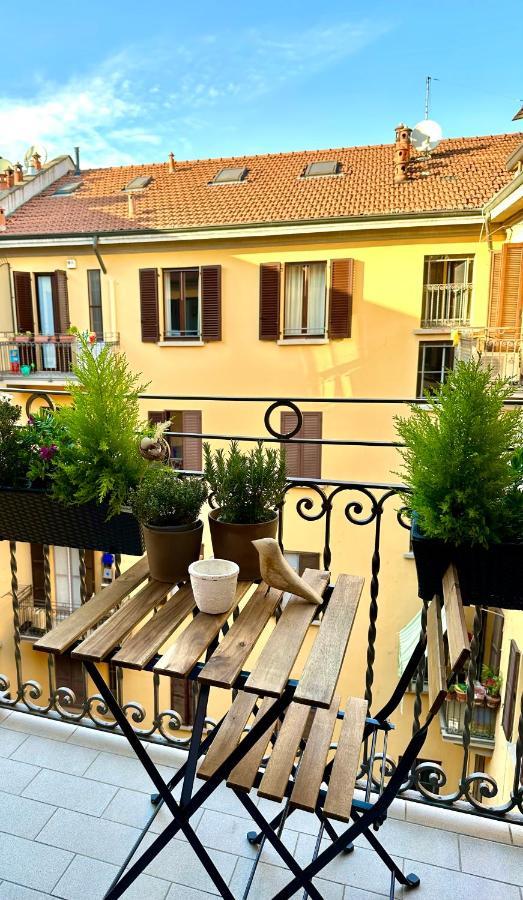 Lily Pads -Elegant Apartment- In The City Center Milano Eksteriør bilde