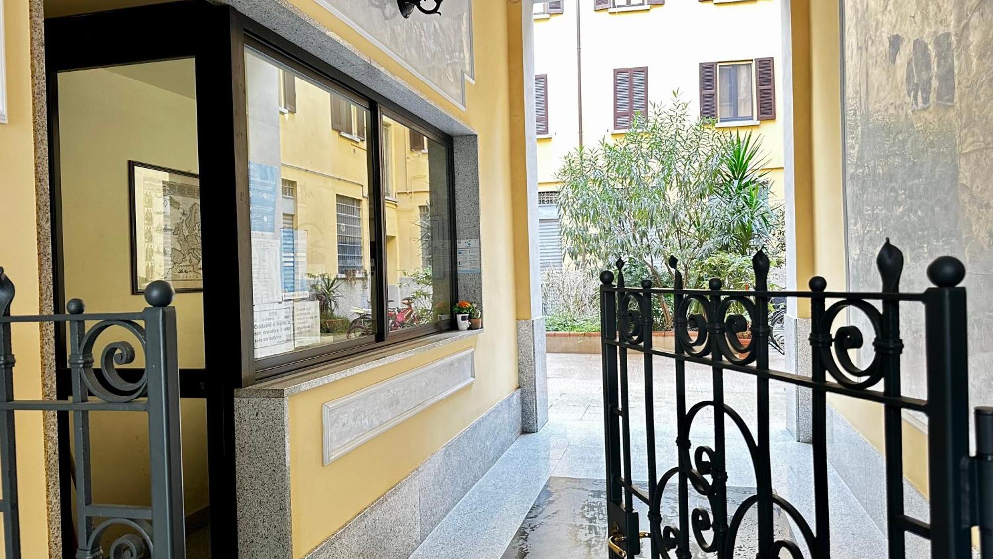 Lily Pads -Elegant Apartment- In The City Center Milano Eksteriør bilde