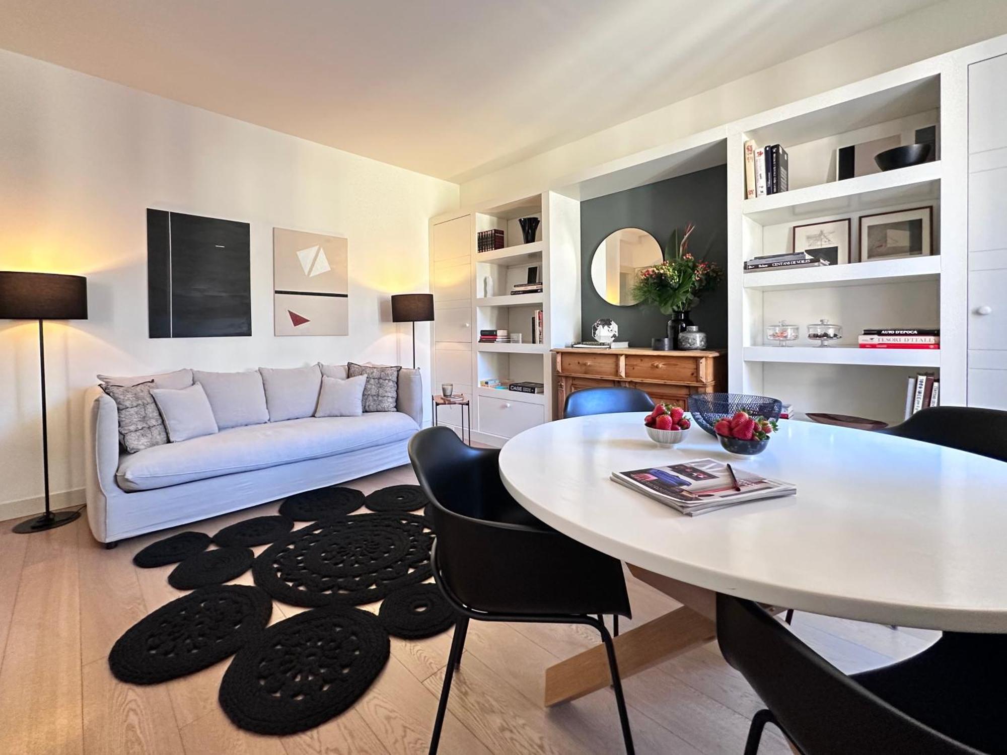 Lily Pads -Elegant Apartment- In The City Center Milano Eksteriør bilde