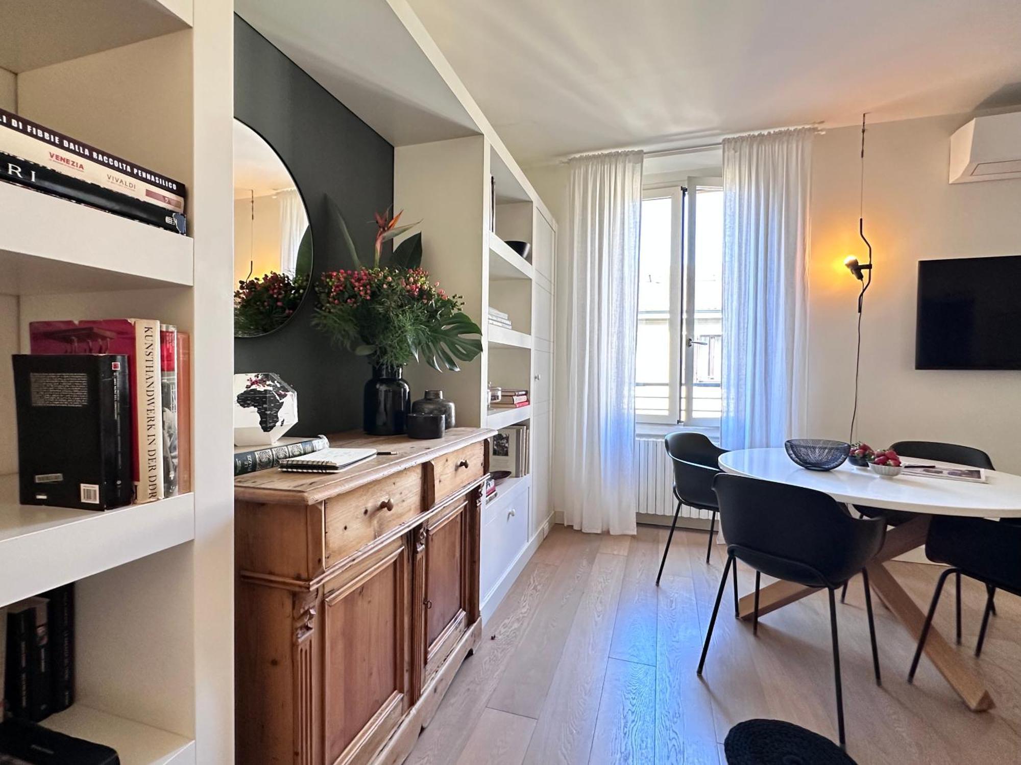 Lily Pads -Elegant Apartment- In The City Center Milano Eksteriør bilde